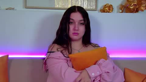 Snapshot of christinamilton chatting on 11-15-25, 03:15 Christina online show from 11-15-25, 03:15