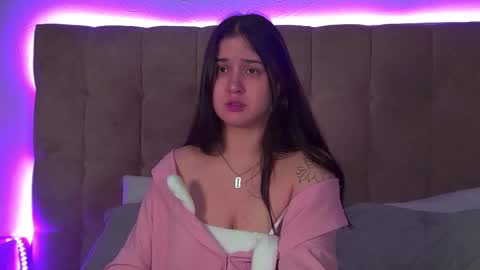 Snapshot of christinamilton chatting on 11-20-25, 06:40 Christina online show from 11-20-25, 06:40