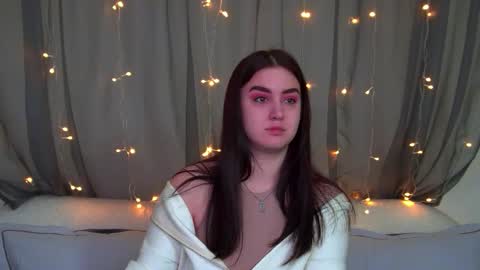 Snapshot of christinamilton chatting on 11-24-25, 07:13 Christina online show from 11-24-25, 07:13