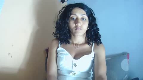 christine213 online show from 10-18-25, 06:41