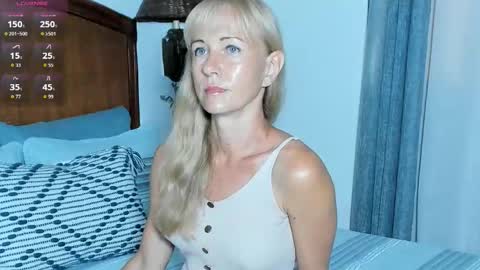 Christine -  online show from 10-25-25, 12:13