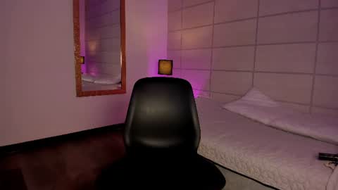 Christine  online show from 06-13-26, 06:55