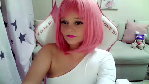 Snapshot of christirose chatting on 12-14-24, 02:31 Christi online show from 12-14-24, 02:31