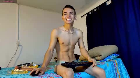 CHRISTOPHER online show from 03-18-26, 11:02