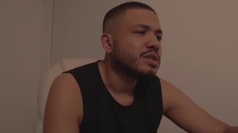 Snapshot of christopherdav chatting on 01-08-25, 04:34 Chris online show from 01-08-25, 04:34