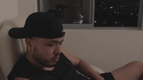 Snapshot of christopherdav chatting on 11-14-25, 02:10 Chris online show from 11-14-25, 02:10