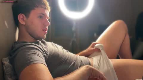 Snapshot of christophertan chatting on 09-19-25, 07:58 Christopher online show from 09-19-25, 07:58