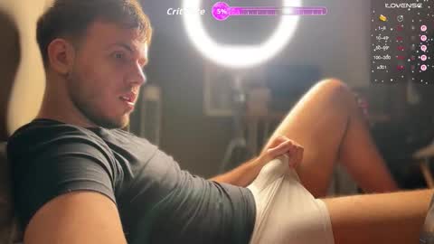 Christopher online show from 12-22-25, 08:50