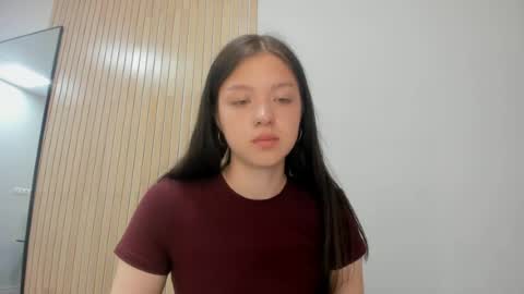 Snapshot of christyhryust chatting on 08-06-26, 01:24 christyhryust online show from 08-06-26, 01:24
