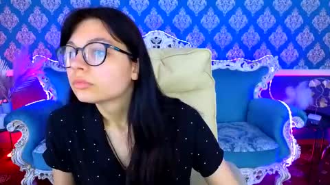 Christina online show from 05-22-26, 12:22