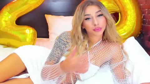 christyna_ross online show from 10-24-25, 07:43