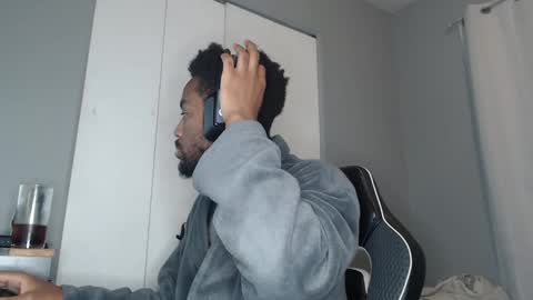 Snapshot of chrisvacherx chatting on 12-16-24, 05:59 ChrisVacherx online show from 12-16-24, 05:59