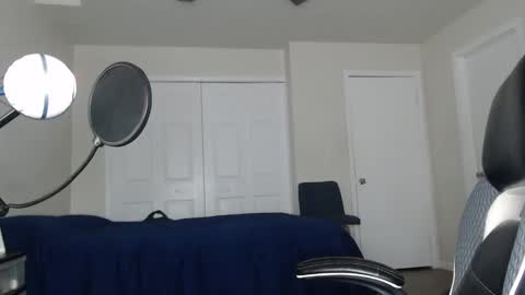 ChrisVacherx online show from 11-03-25, 09:59