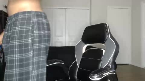 ChrisVacherx online show from 05-07-26, 03:34