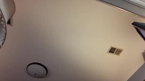 Snapshot of chrisw8121670385 chatting on 03-06-26, 06:15 Chris online show from 03-06-26, 06:15