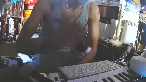 Vinny.D online show from 08-09-26, 12:54