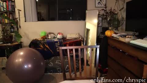 Chrys online show from 02-13-26, 06:09