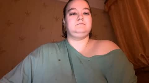 Snapshot of chubby__katie_ chatting on 01-08-25, 10:37 Kat online show from 01-08-25, 10:37