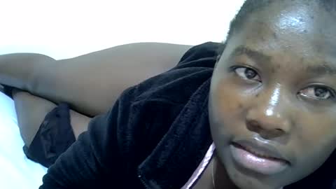 Snapshot of chubby_queenie07 chatting on 07-17-26, 11:09 DivaDee online show from 07-17-26, 11:09