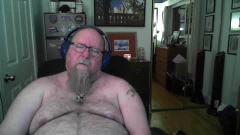 Chubby online show from 12-14-24, 02:34