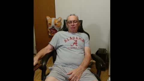 Snapshot of chubbyguy00054 chatting on 03-02-25, 09:11 chubbyguy00054 online show from 03-02-25, 09:11