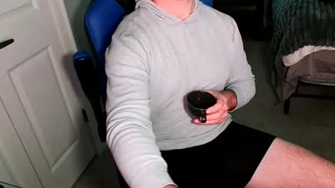 Snapshot of chuck0781 chatting on 10-19-25, 06:30 chuck online show from 10-19-25, 06:30