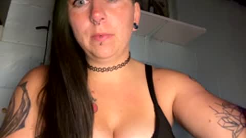 chuckysbride187 online show from 12-01-25, 09:14