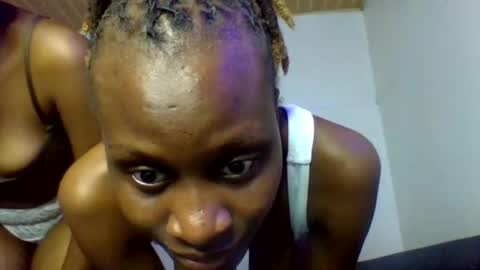 Snapshot of chynasquirt chatting on 07-15-26, 05:29 Sharn online show from 07-15-26, 05:29
