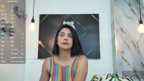 ...   ... online show from 11-24-25, 04:34