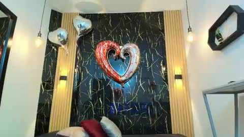 ...   ... online show from 02-17-26, 04:20