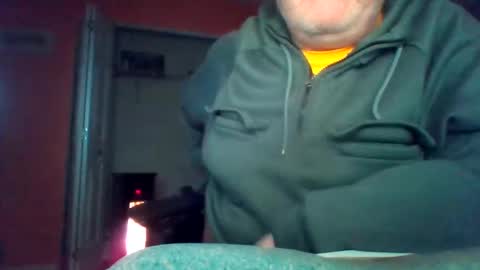 Snapshot of cicerofreak chatting on 12-15-24, 03:56 cicerofreak online show from 12-15-24, 03:56