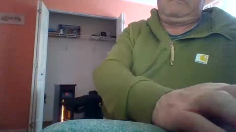 Snapshot of cicerofreak chatting on 01-12-25, 04:29 cicerofreak online show from 01-12-25, 04:29