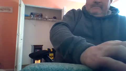 Snapshot of cicerofreak chatting on 09-30-25, 04:34 cicerofreak online show from 09-30-25, 04:34