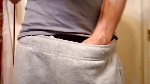 Snapshot of ciestep8216 chatting on 01-08-25, 08:38 ciestep8216 online show from 01-08-25, 08:38