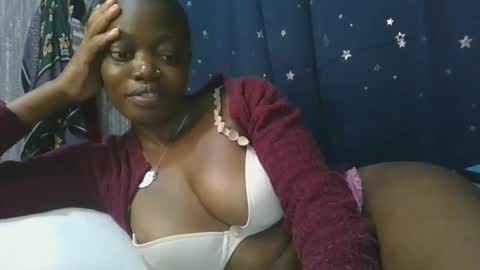 Snapshot of cilia_petite chatting on 02-21-25, 07:10 cilia petite online show from 02-21-25, 07:10