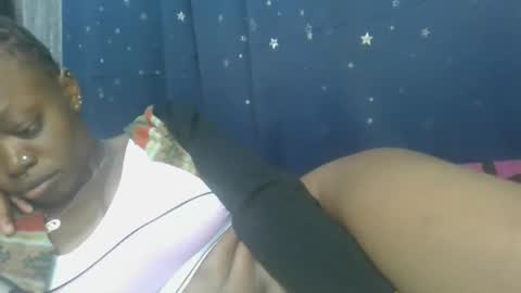 Snapshot of cilia_petite chatting on 03-07-25, 12:26 cilia petite online show from 03-07-25, 12:26