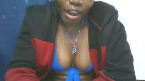 Snapshot of cilia_petite chatting on 09-18-25, 03:19 cilia petite online show from 09-18-25, 03:19