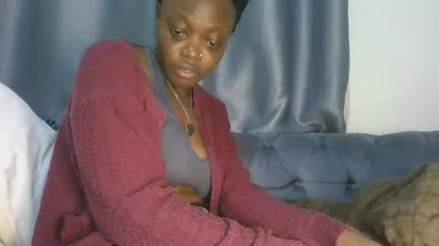 cilia petite online show from 04-21-26, 01:53