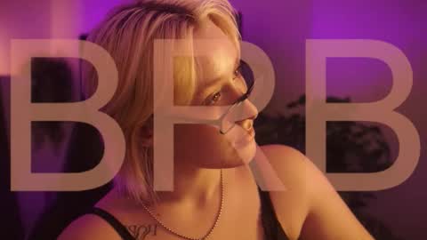 Cin Bellamy online show from 10-27-25, 02:59