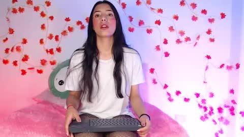 Sofi Eva and Mey online show from 03-01-25, 08:13