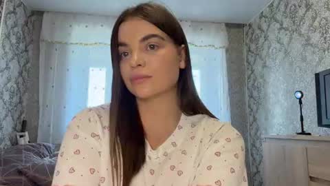 Caroline online show from 07-11-26, 02:31