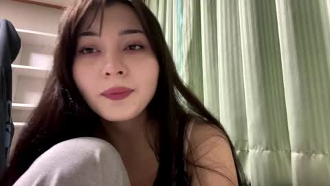 Snapshot of cindieknous chatting on 04-15-26, 07:26 Lin online show from 04-15-26, 07:26