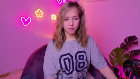 Snapshot of cindylovesmith chatting on 05-20-26, 04:18 cindylovesmith online show from 05-20-26, 04:18