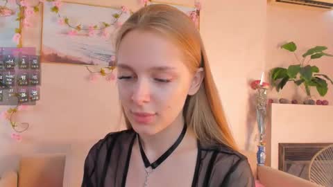Im Cindy online show from 10-19-25, 06:14