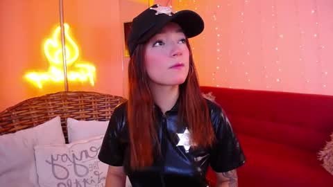 cinnamon_bite online show from 01-11-26, 01:16