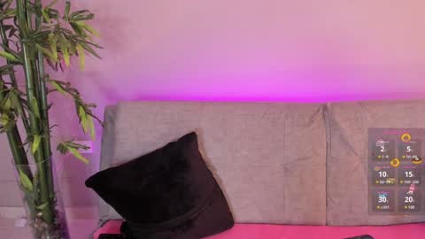 Snapshot of cinnamon_kyla chatting on 01-30-25, 09:47 cinnamon_kyla online show from 01-30-25, 09:47