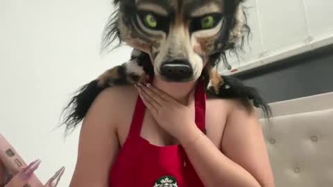 Snapshot of cinnanicos chatting on 09-23-25, 05:10 Nicky online show from 09-23-25, 05:10