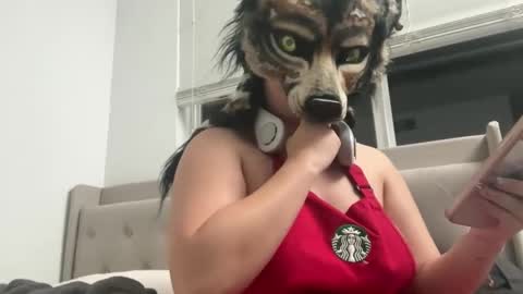 Snapshot of cinnanicos chatting on 09-25-25, 06:39 Nicky online show from 09-25-25, 06:39