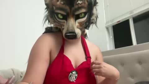 Snapshot of cinnanicos chatting on 10-08-25, 05:38 Nicky online show from 10-08-25, 05:38