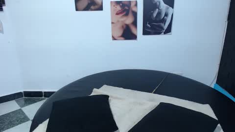 Snapshot of cinthya_dan chatting on 11-06-25, 06:31 Cinthya online show from 11-06-25, 06:31